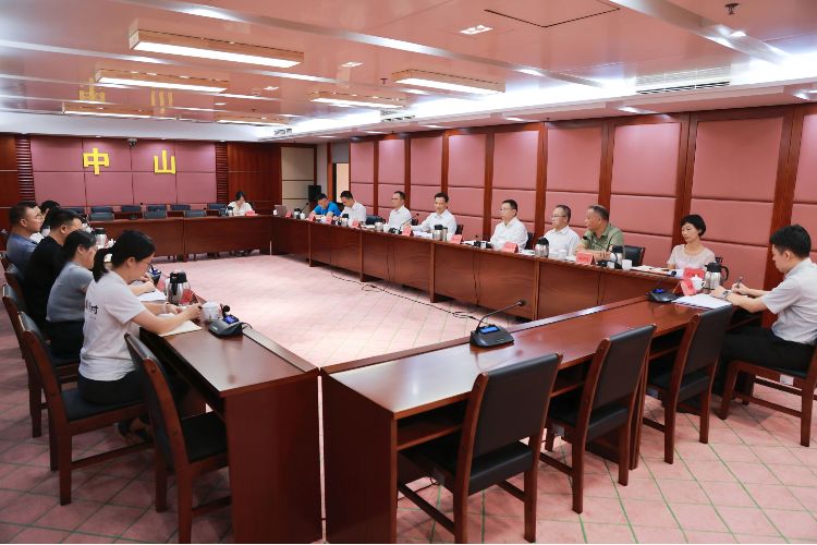 技校和中专有什么区别 招生对象与培养方向解析